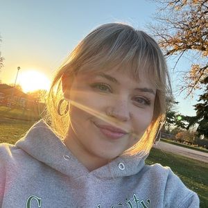 Meet your Posher, Hailee